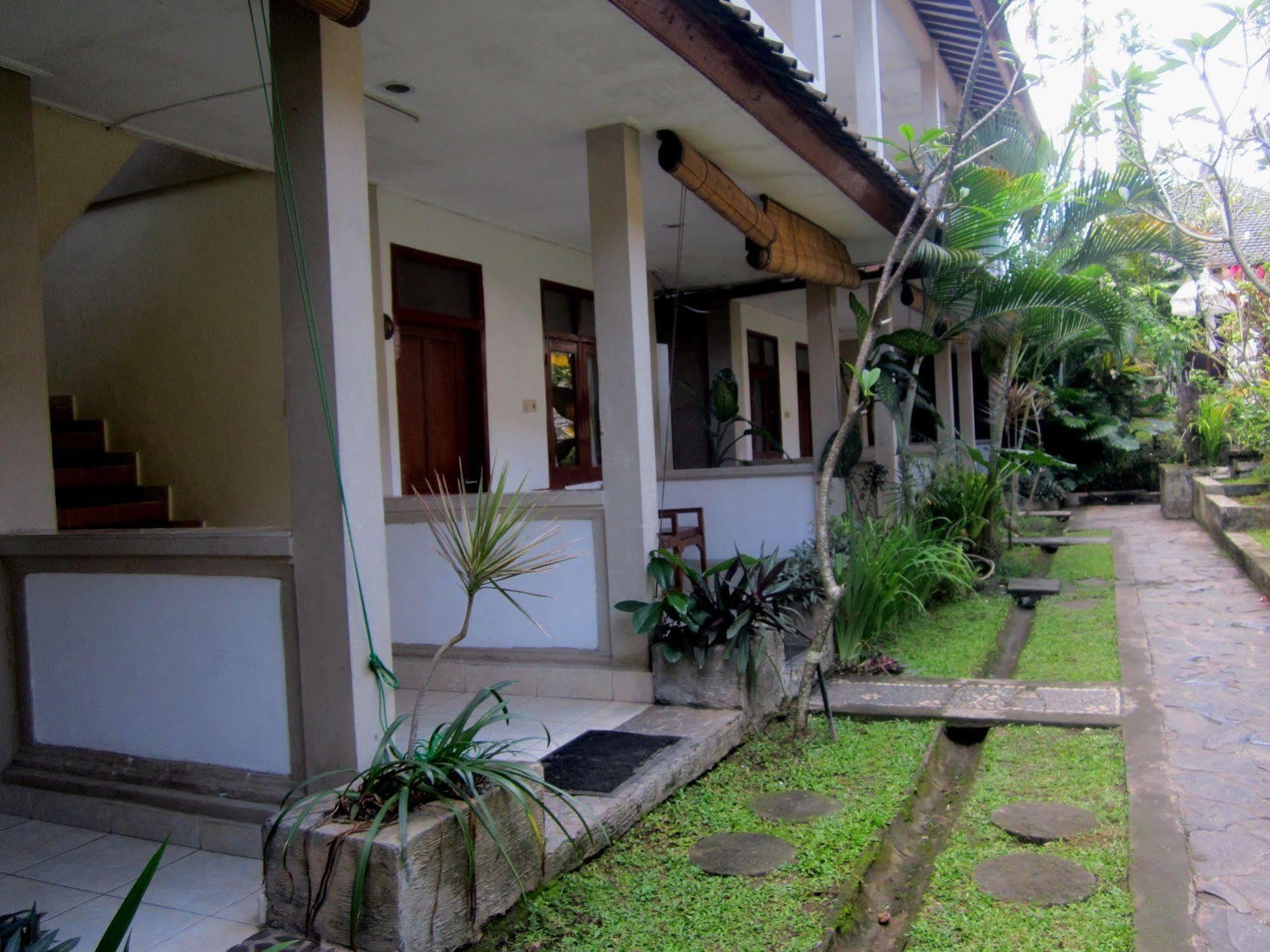 Casa Ganesha Hotel Ubud Exterior photo