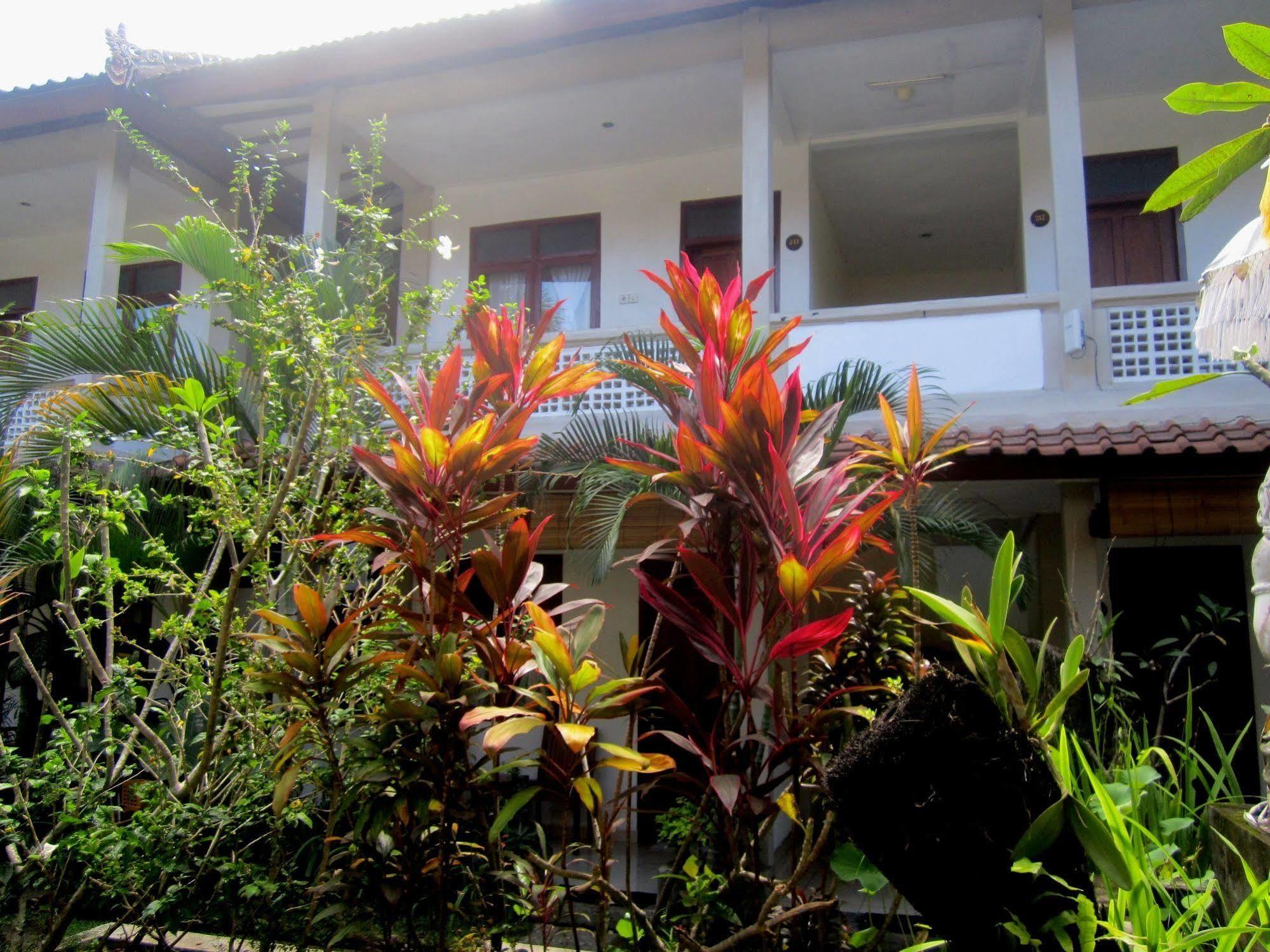 Casa Ganesha Hotel Ubud Exterior photo